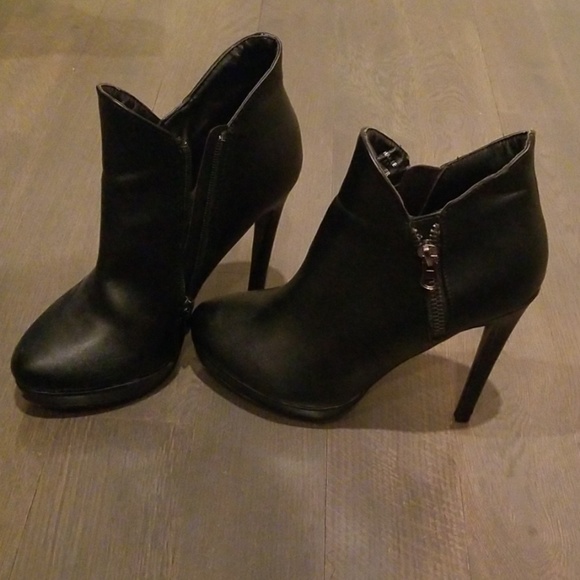 Heeled Black Booties from Madden Girl - Picture 3 of 4